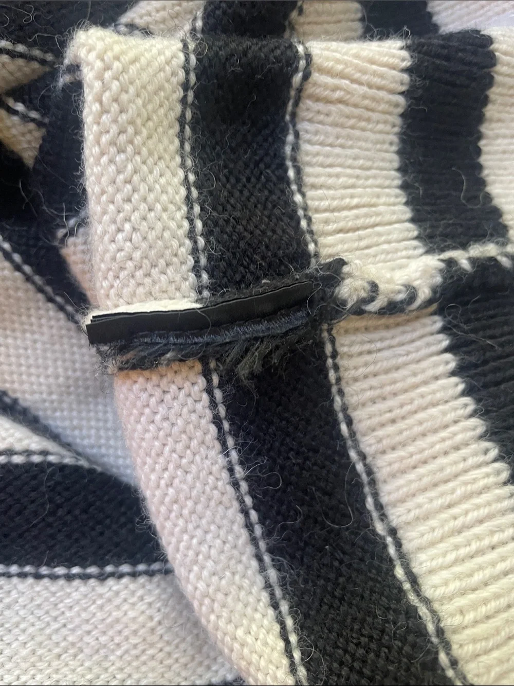 H&M Striped Black and Cream Crewneck Wool Blend Sweater Women’s Size M